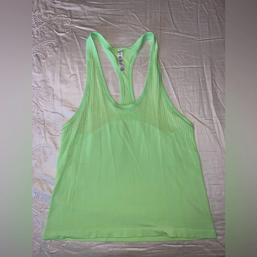 ALO Yoga Neon Green Seamless Essential Tank Size XS